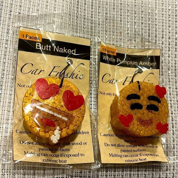 Emoji Car Freshies Pack of 2 in Butt Naked and White Pumpkin Amber Scents - Picture 3 of 3